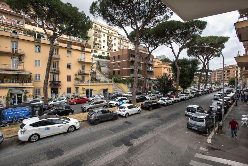 Apartment Monte Sacro For 6 Guests Metro B Rom